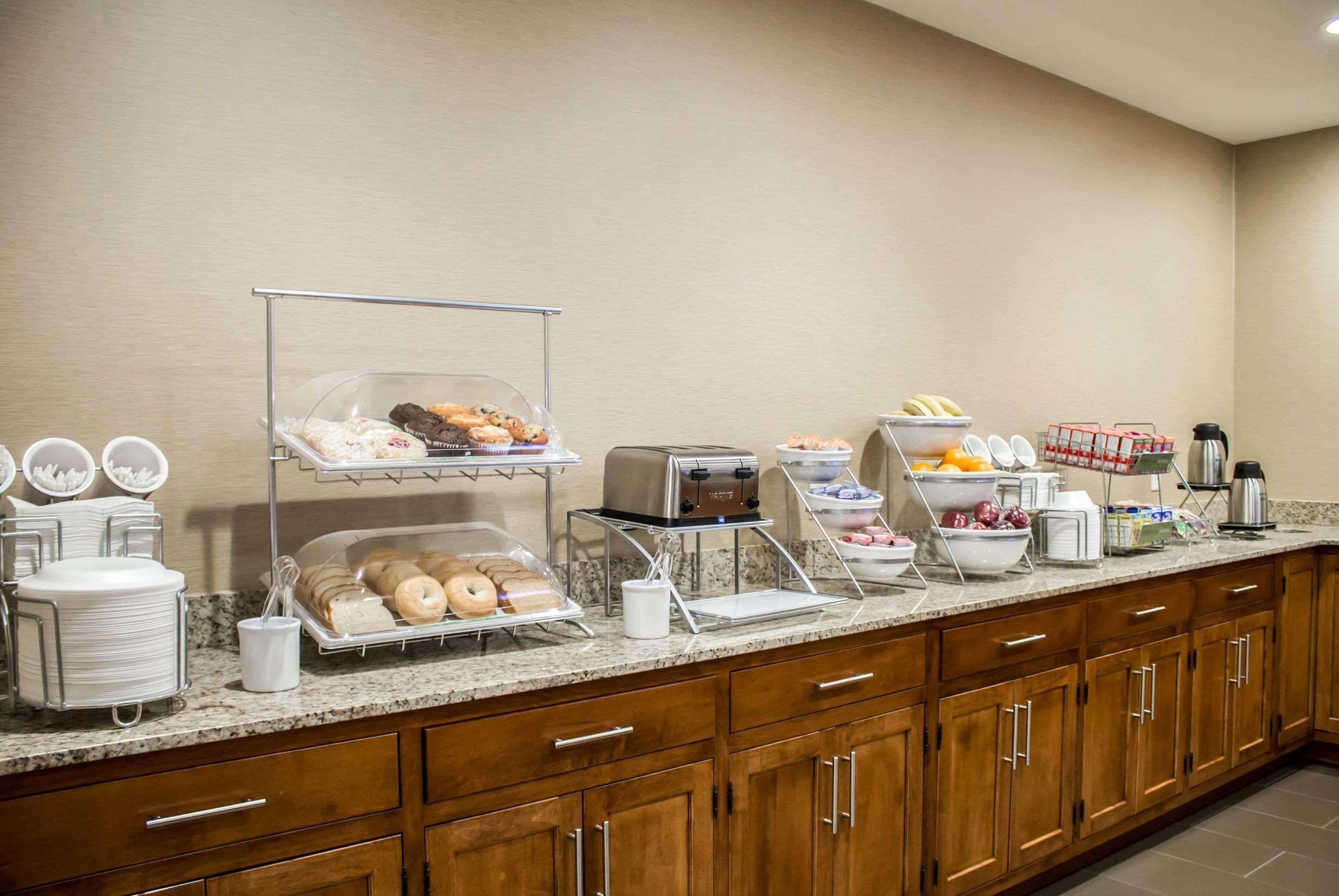 Comfort Suites Hartville-North Canton Uniontown Buitenkant foto
