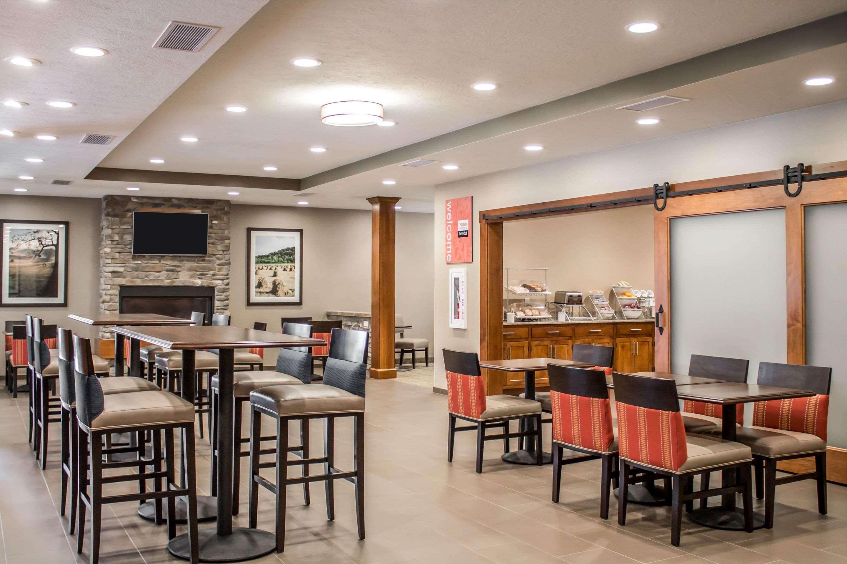 Comfort Suites Hartville-North Canton Uniontown Buitenkant foto